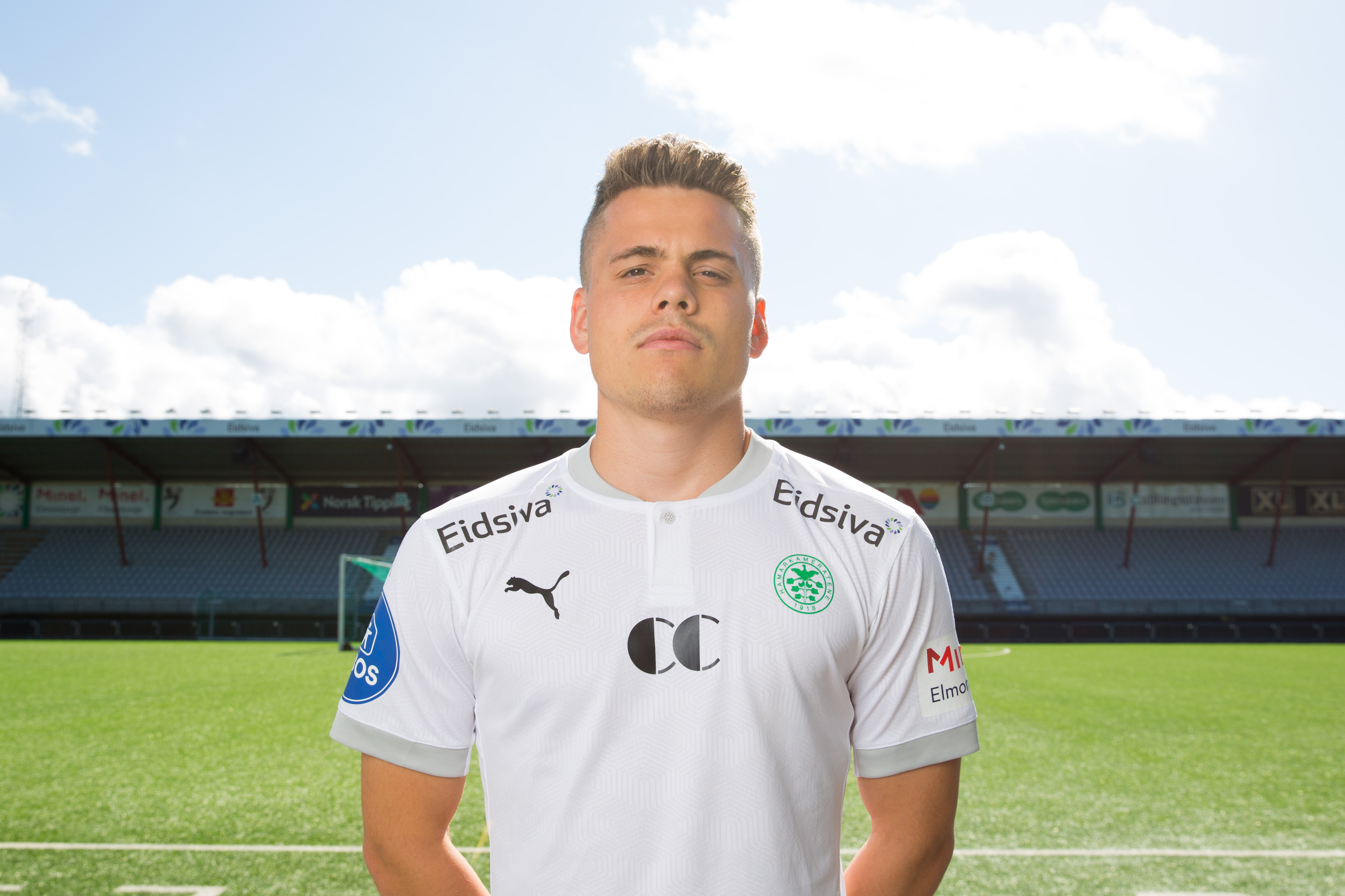 - Vi skal slå godt i fra oss